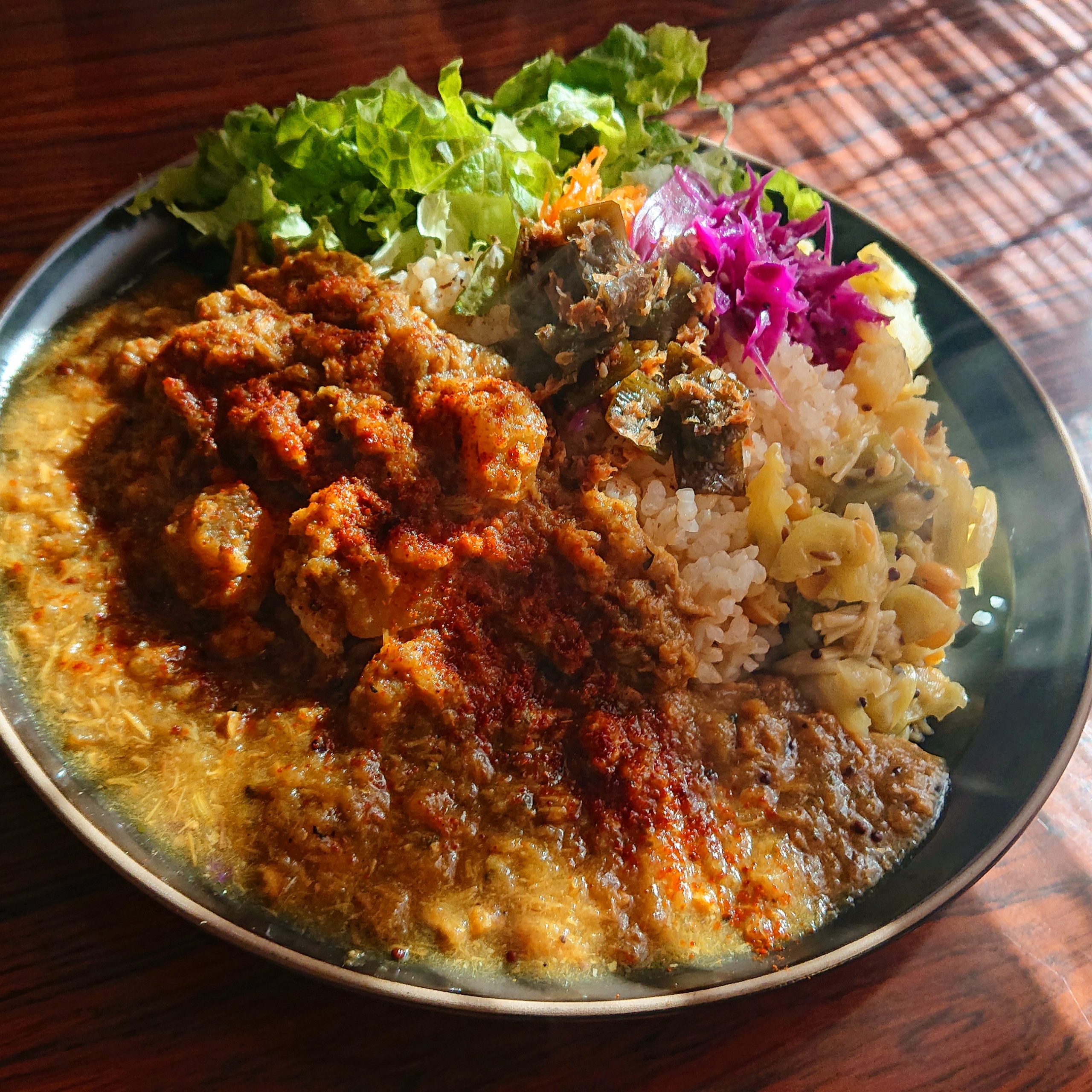 3月 8日（火）本日のカレー三種