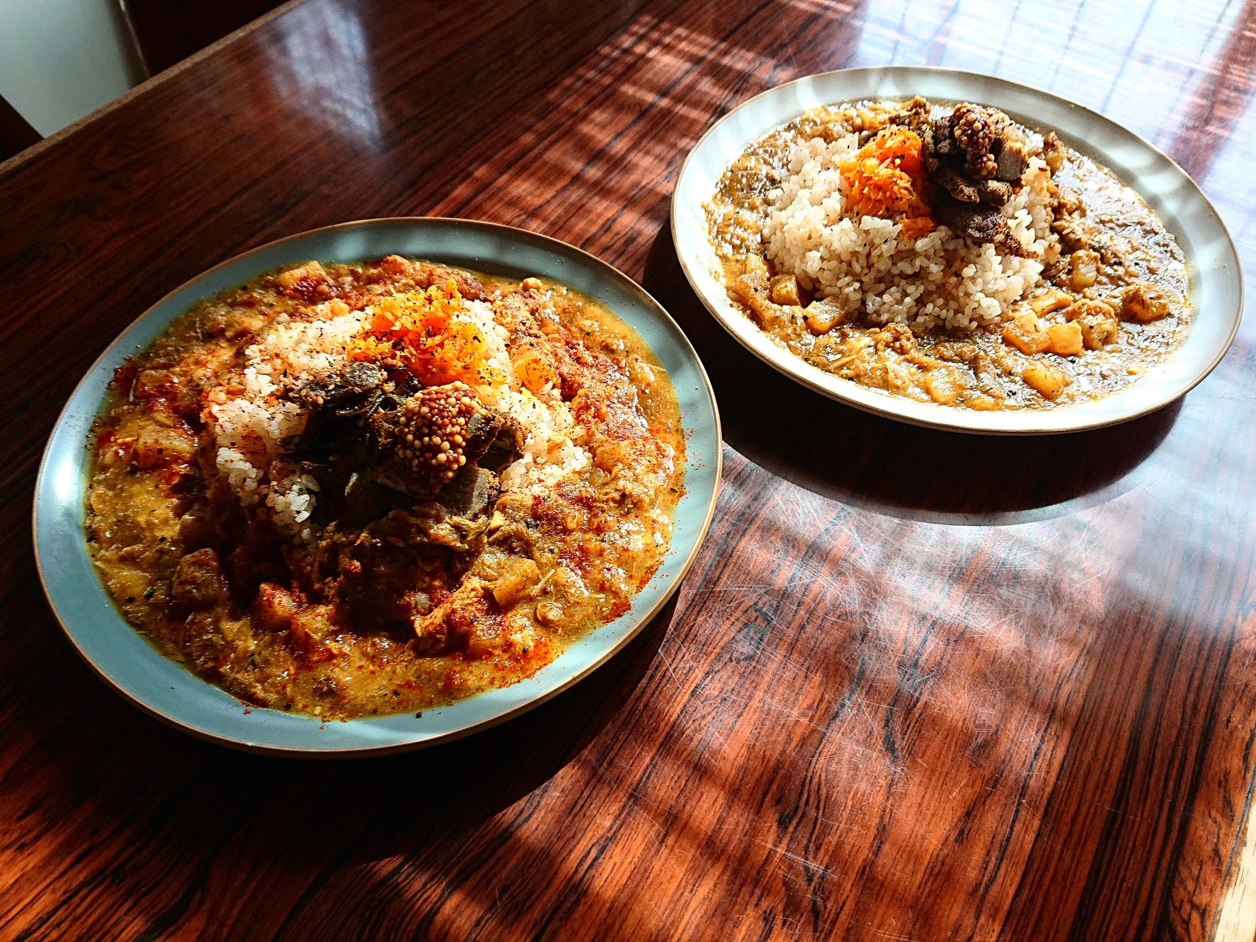 4月 28日(木) 本日のカレー 三種